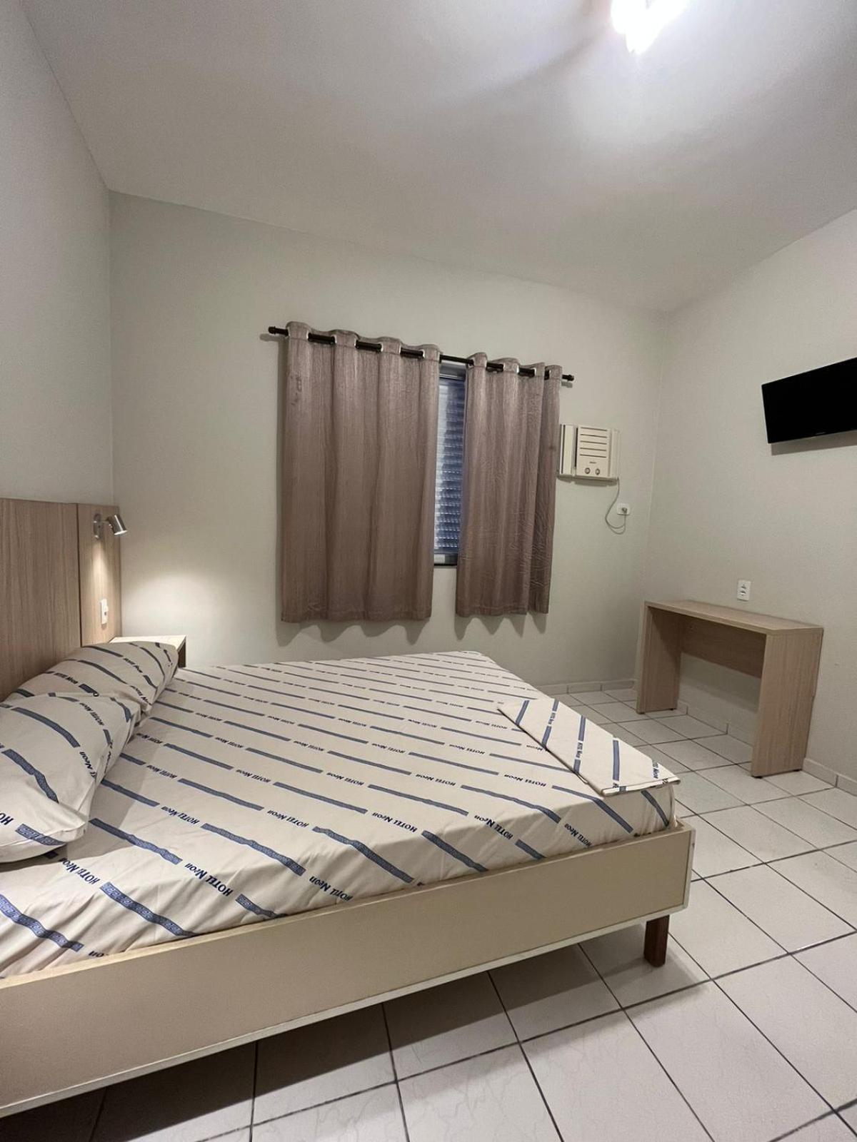 Hotel Neon - Proximo A 25 De Marco, Bom Retiro E Bras, A 2Min Do Mirante Sampa Sky E Pista De Skate Anhangabau São Paulo Eksteriør billede