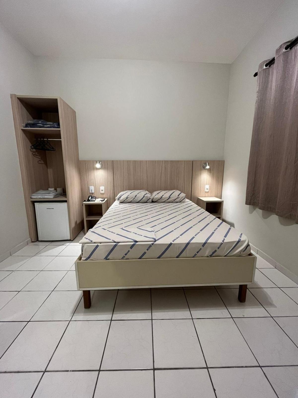 Hotel Neon - Proximo A 25 De Marco, Bom Retiro E Bras, A 2Min Do Mirante Sampa Sky E Pista De Skate Anhangabau São Paulo Eksteriør billede