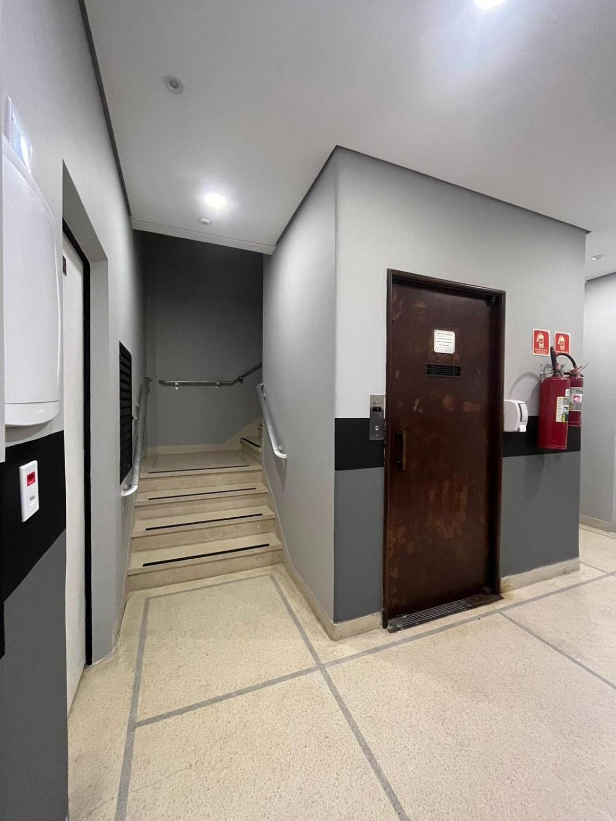 Hotel Neon - Proximo A 25 De Marco, Bom Retiro E Bras, A 2Min Do Mirante Sampa Sky E Pista De Skate Anhangabau São Paulo Eksteriør billede